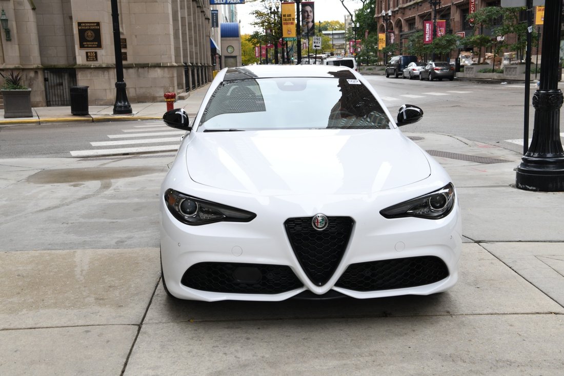 Sedan in Chicago, IL 2 - 12287162