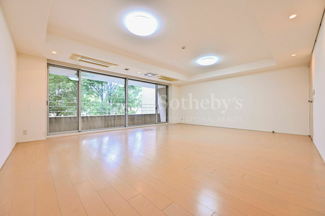 The Westminster Nampeidai In Shibuya City, Tokyo, Japan For Sale (12293216)