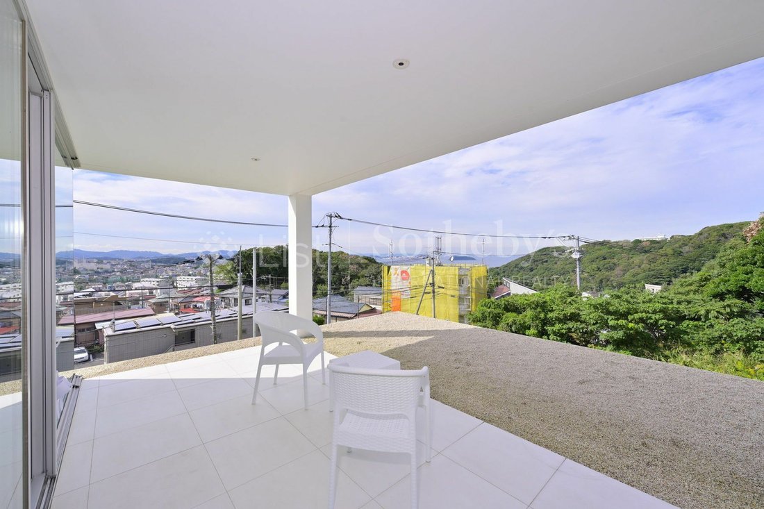 Maboricho 4 Cho Me Residence In Yokosuka, Kanagawa, Japan For Sale