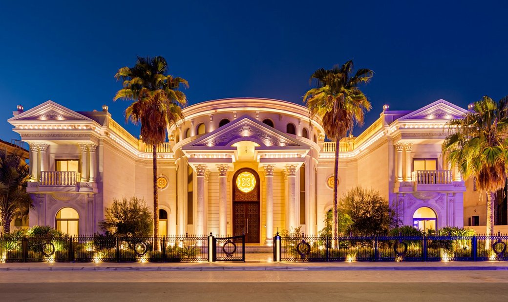 Opulent Beachfront Mansion In Dubai, Dubai, United Arab Emirates For