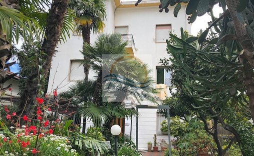 Villa en Bordighera, Liguria, Italia 1