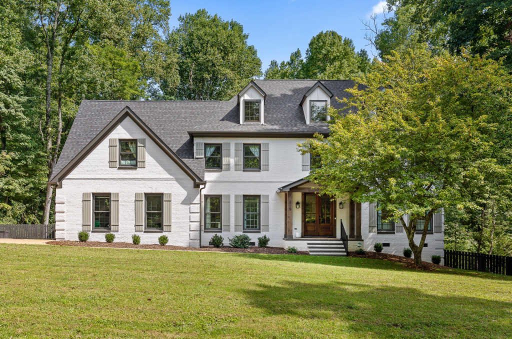 Single Family Detached Signal In Signal Mountain, Tennessee, United