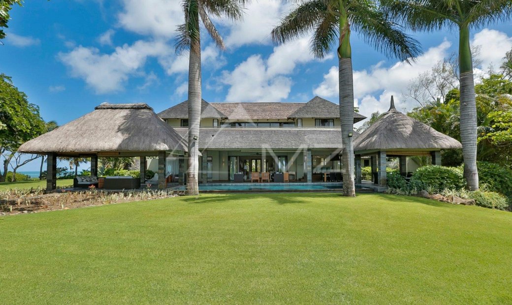 Mauritius 5 Bedrooms Beachfront In Beau Champ, Flacq District