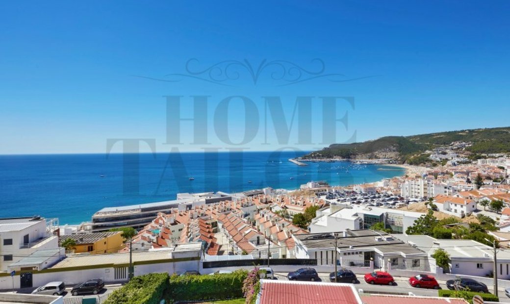 3 Bedroom Duplex Apartment In Sesimbra, With In Sesimbra, Setubal