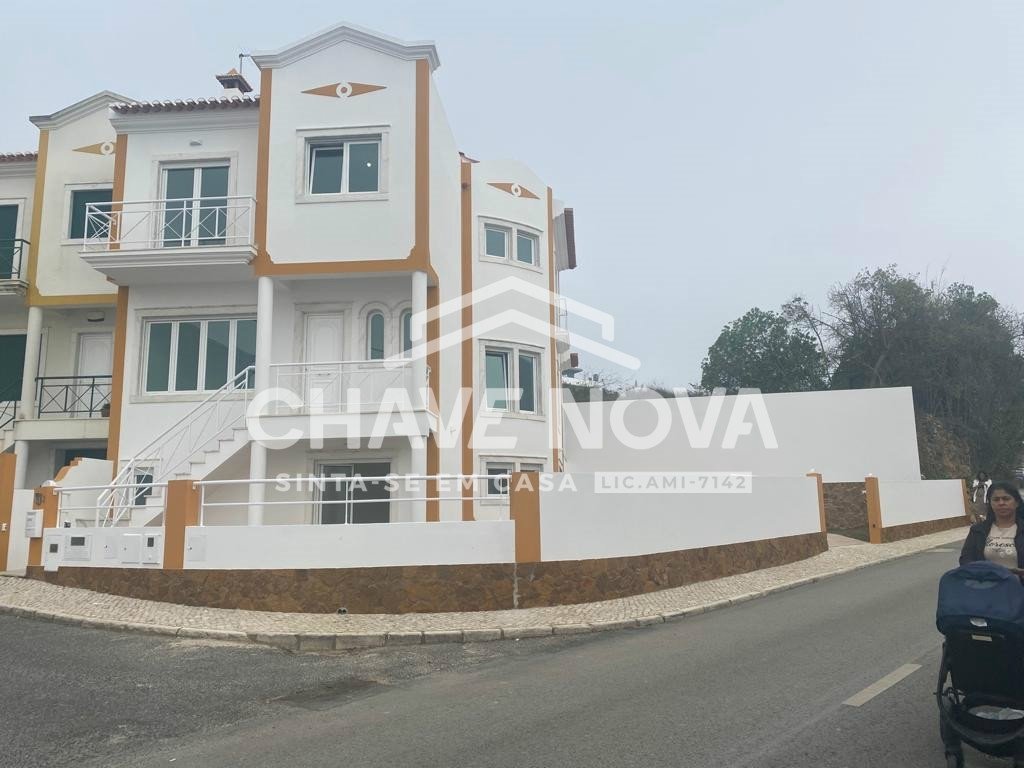 Terraced House T3+1 Sell Em Ericeira,Mafra In Ericeira, Lisbon