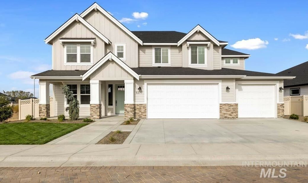 5 Bedrooms Single Family Detached In Kuna, Idaho, United States For