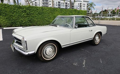 Mercedes-Benz 230SL in Pompano beach, FL, United States 1