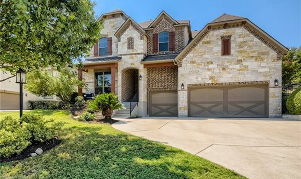 Beautifully Maintained Home In Ridge At Alta In Bee Cave, Texas, United