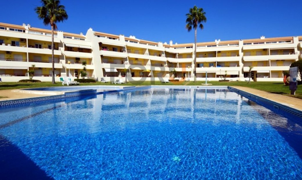3 Bedroom Apartment In Vilamoura In Faro, Algarve, Portugal For Sale