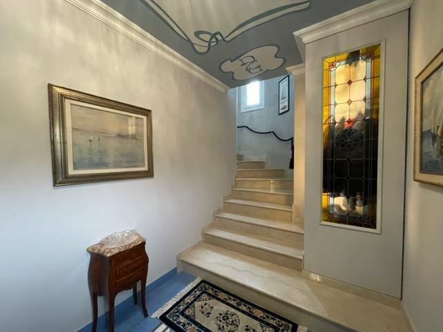 Villa in Padenghe sul Garda, Lombardy, Italy 3 - 12301893