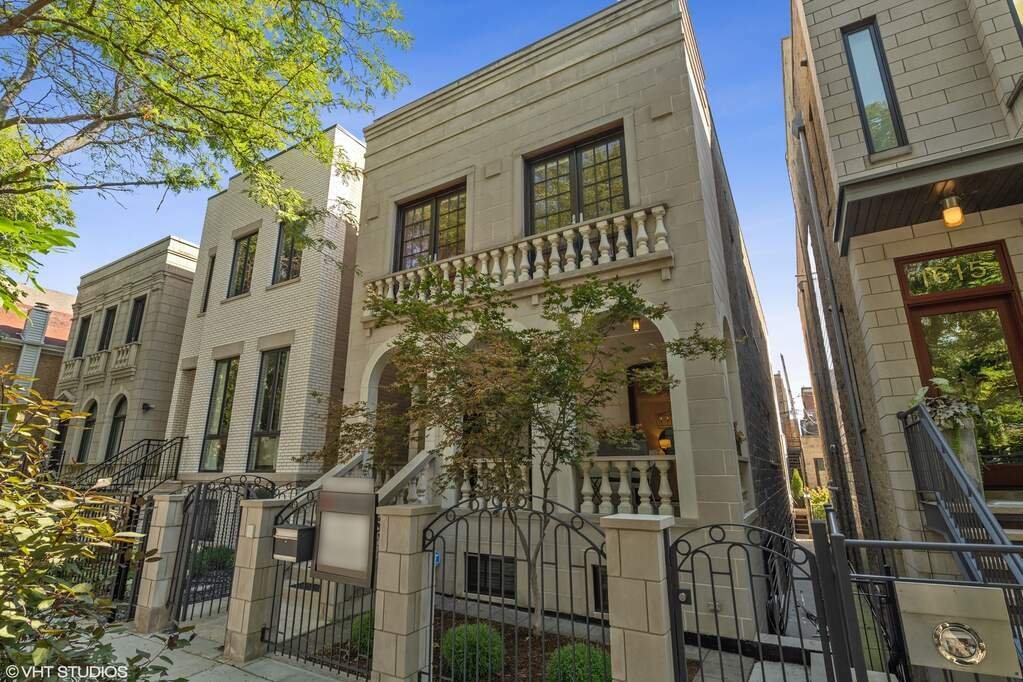 1619 N Paulina Street In Chicago, Illinois, United States For Sale