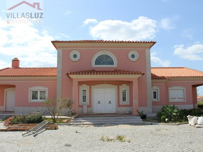 Villa With Good Sun Exposure Near In A Dos Francos, Leiria District