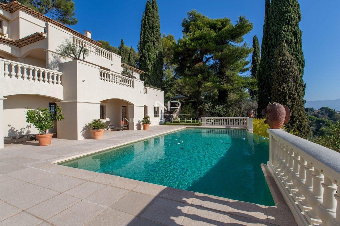 Villa in Nice, Provence-Alpes-Côte d'Azur, France 1 - 12304213