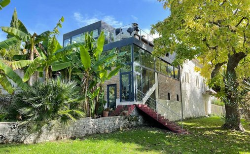 House in Bussac-sur-Charente, Nouvelle-Aquitaine, France 1