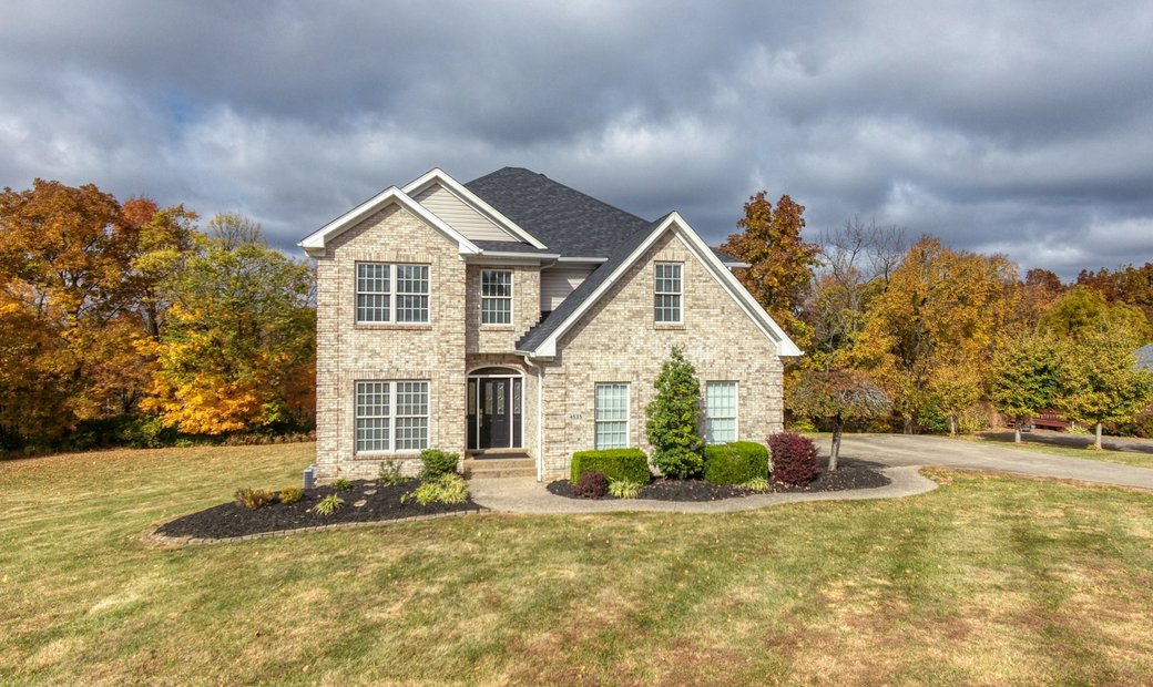 4535 Northridge Circle In Crestwood, Kentucky, United States For Sale