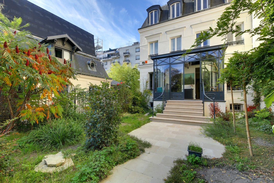 Maison Bourgeoise Et Familiale De Dans Charenton Le Pont, île De France