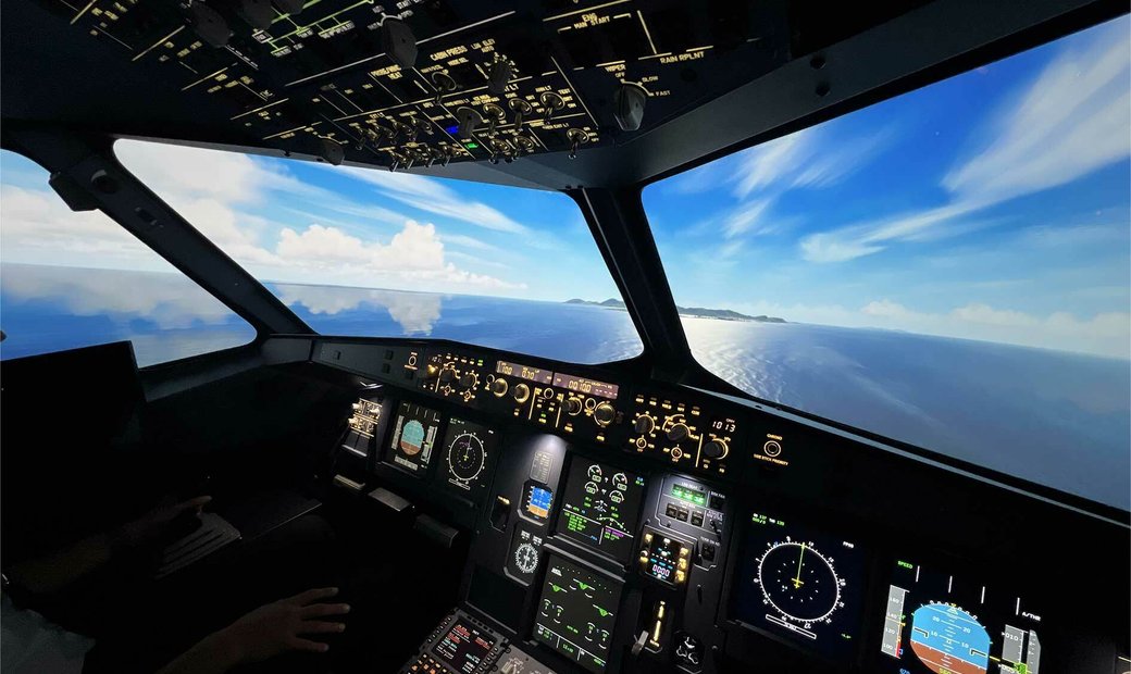 State of the Art Home Entertainment Flight Simulator (717461)