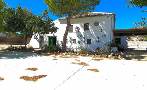 Maisons de campagne à Rute, Andalousie, Espagne 1