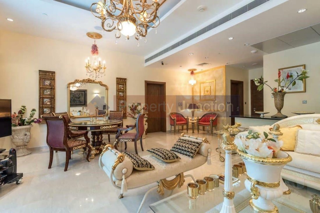 Biggest Layout! Private Garden! Tenanted! In Dubai, Dubai, United Arab