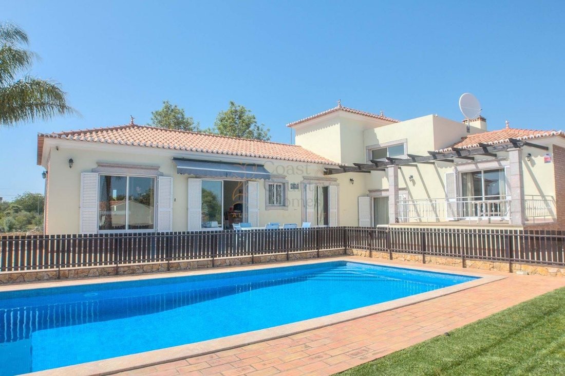 Villa in Sao Bras de Alportel, Algarve, Portugal 1 - 12311338