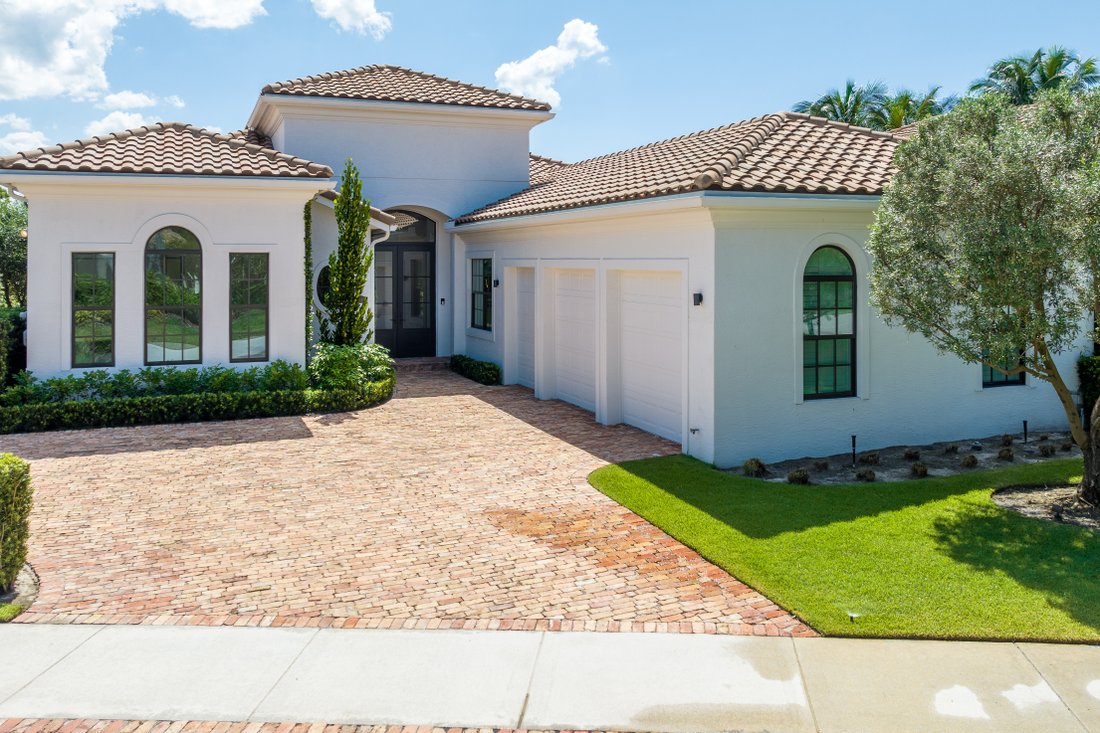 12140 Sunnydale Drive In Wellington, Florida, United States For Sale