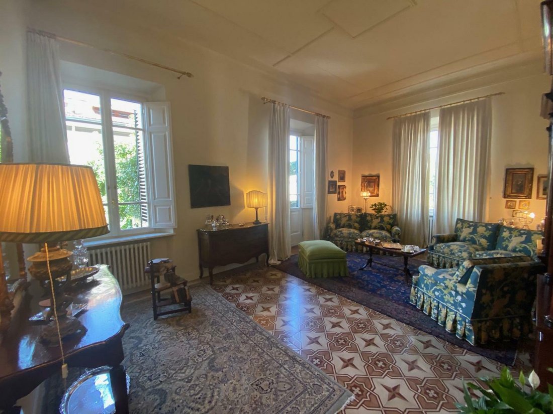 Apartment in Historic Center, Lucca, Tuscany 4 - 11692633