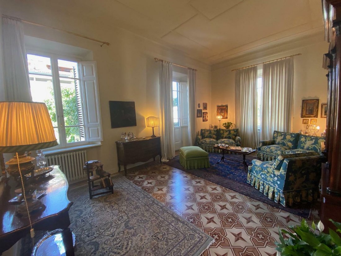 Apartment in Historic Center, Lucca, Tuscany 3 - 11692633