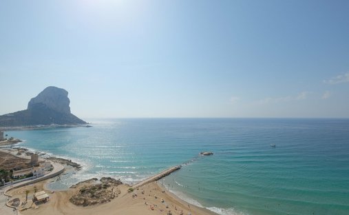 Penthouse in Calp / Calpe, Valencian Community, Spain 1