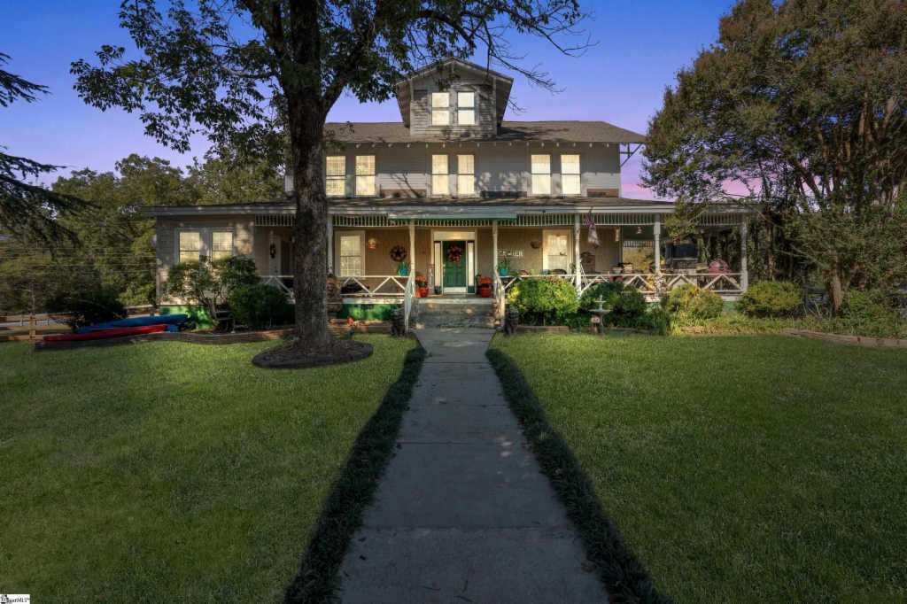 Single Family Detached Walhalla In Walhalla, South Carolina, United