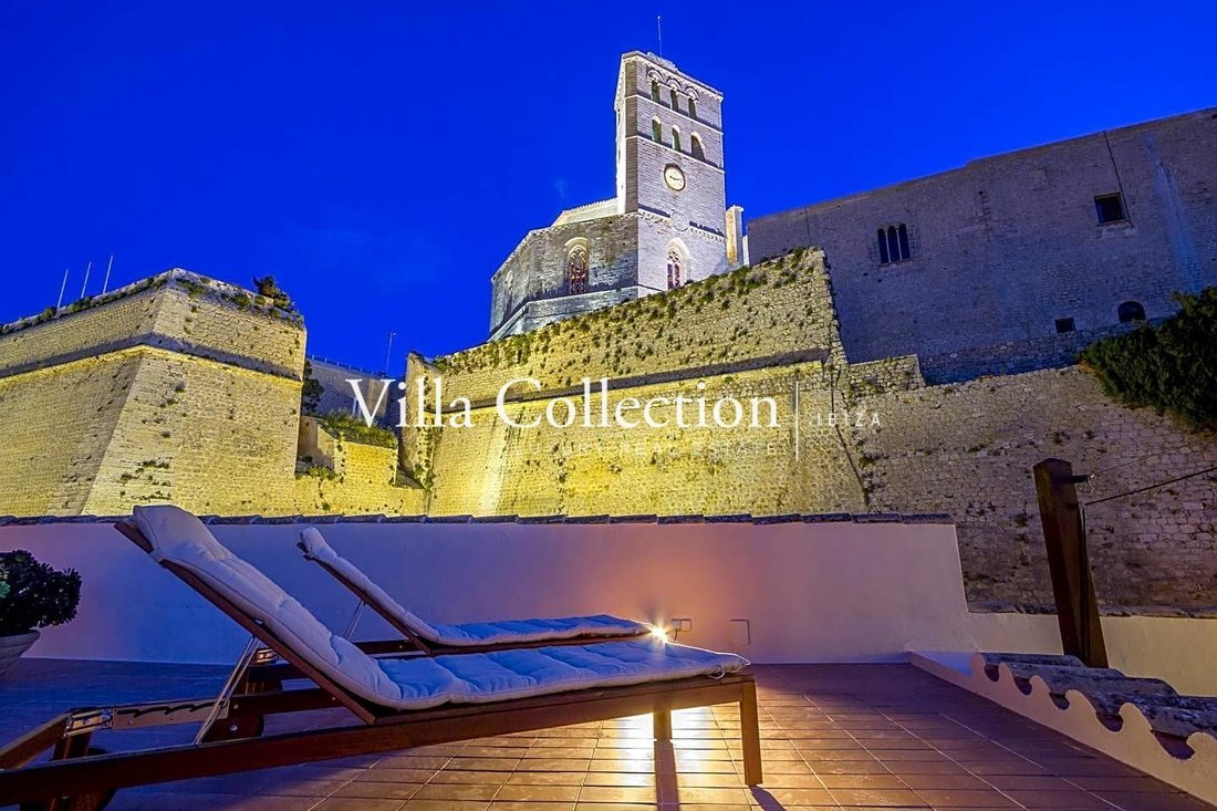 Villa in Ibiza Town, Balearic Islands, Spain 1 - 12312209