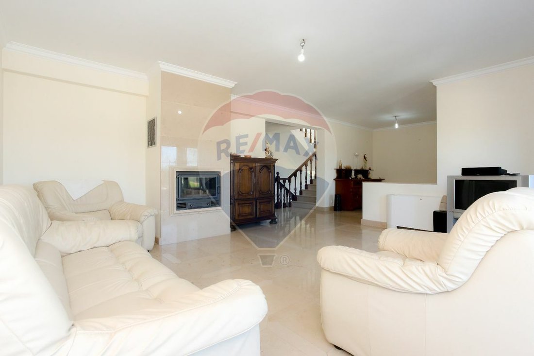 Moradia T4 For Sale In Coimbra In Coimbra, Coimbra District, Portugal