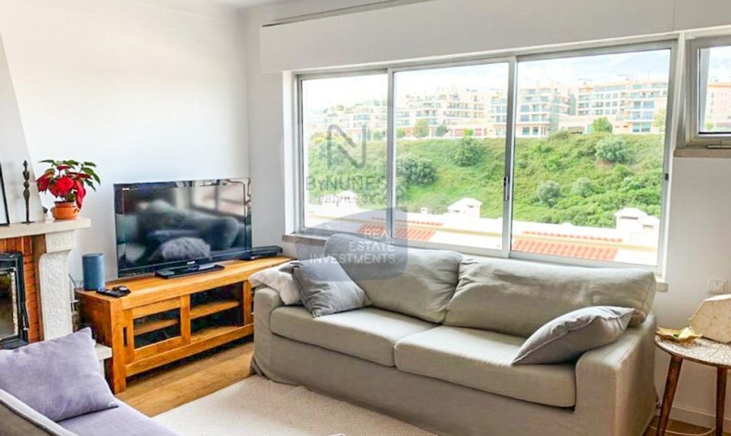 Well Located Villa In Oeiras In Oeiras, Portugal For Sale (12312179)