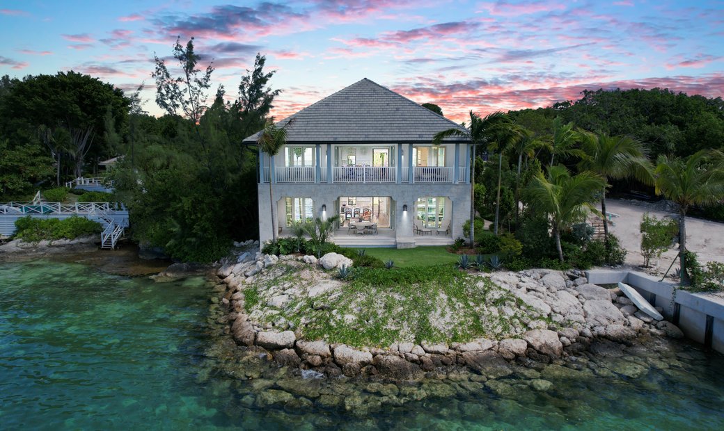 Unit 1 Coral Cottages In Dunmore Town, Harbour Island, The Bahamas For