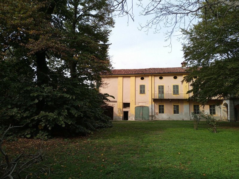 Torino Villa En Villanova Solaro, Piamonte, Italia En Venta (12314016)