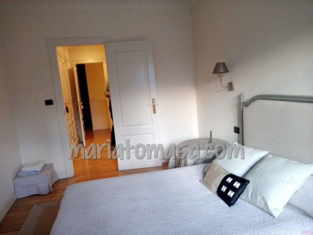 Palacio De FervenÇA, Loft Desde In Bilbao, Basque Country, Spain For