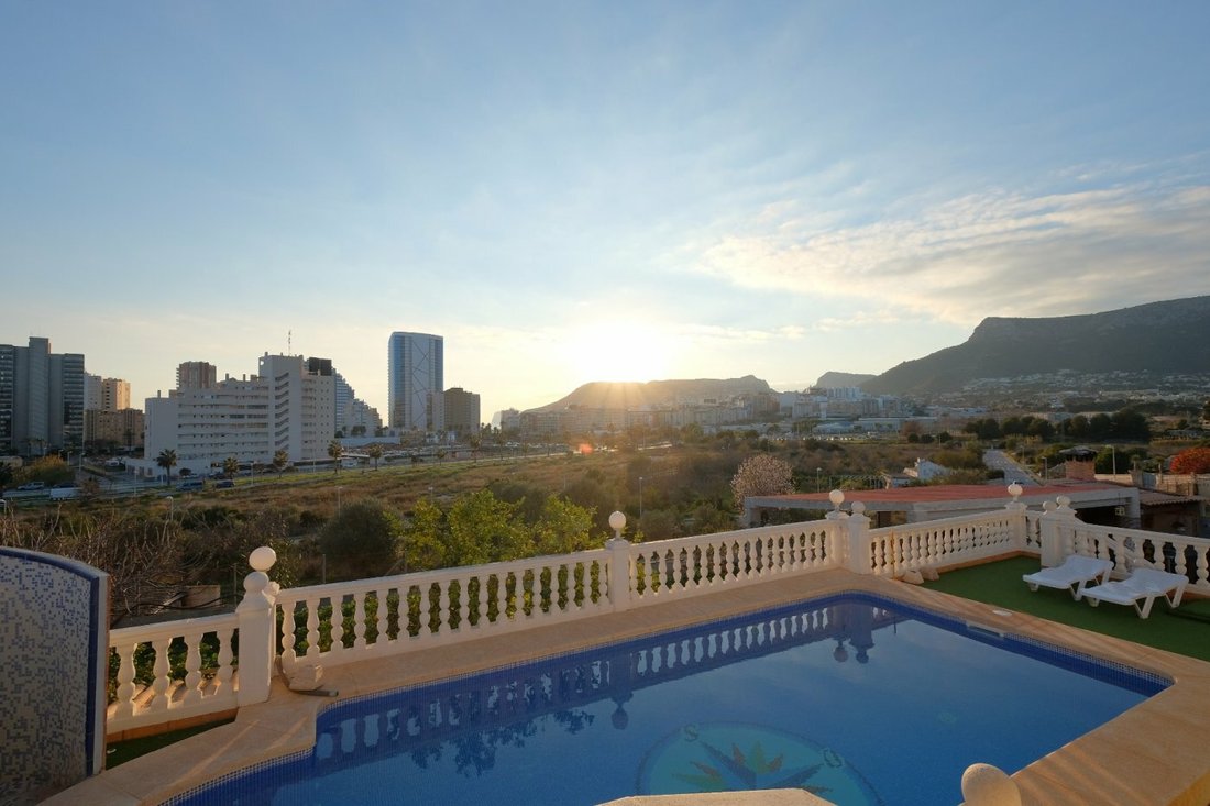 Villa in Calp / Calpe, Valencian Community, Spain 2 - 12314014