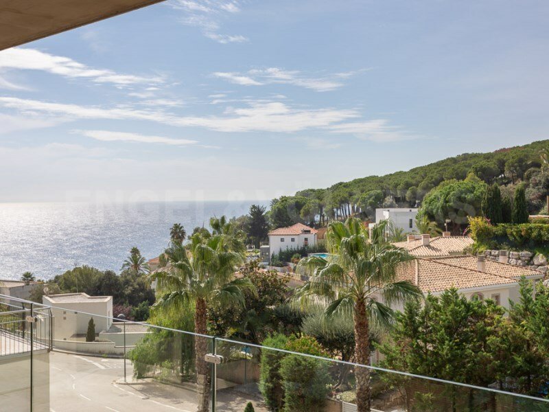 Exceptional Modern Villa Near To The Sea In Lloret De Mar, Catalonia