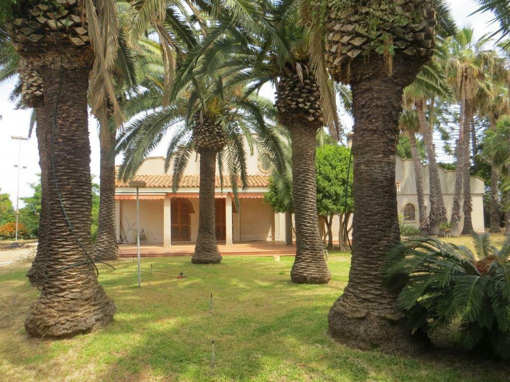 Villa Two Family Villa On Sale Siracusa (Sr) , In Syracuse, Sicily