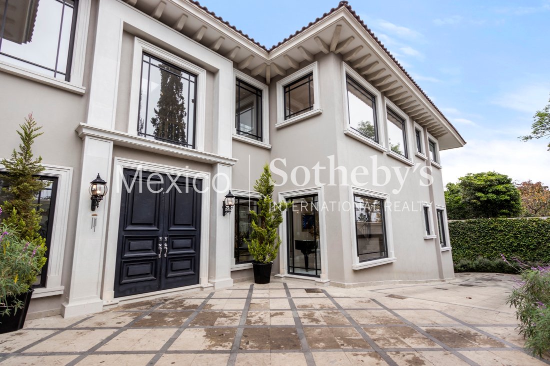 Casa Bosques De La Reforma In Santa Catarina Yecahuitzotl, Mexico City