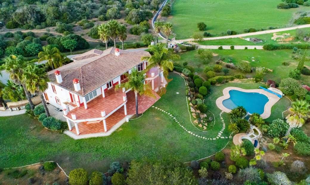 T3+2 Villa Vale Da Lama Lagos Dans Odiáxere, District De Faro, Portugal