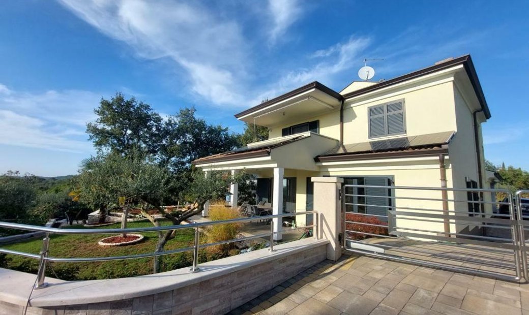 Villa For Sale In Rovinj, Rovinj In Rovinj, Istria County, Croatia For