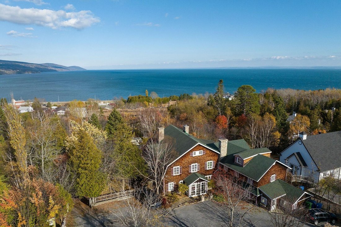 La Malbaie, Capitale Nationale Dans La Malbaie, Québec, Canada à Vendre