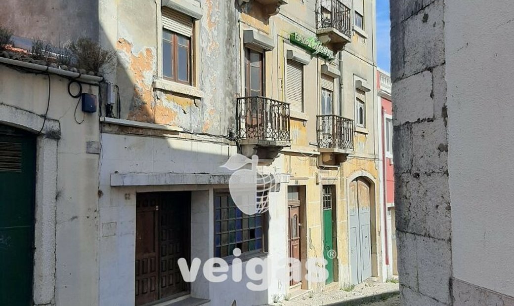 Prédio Marvila In Lisbon, Lisbon, Portugal For Sale (12319119)
