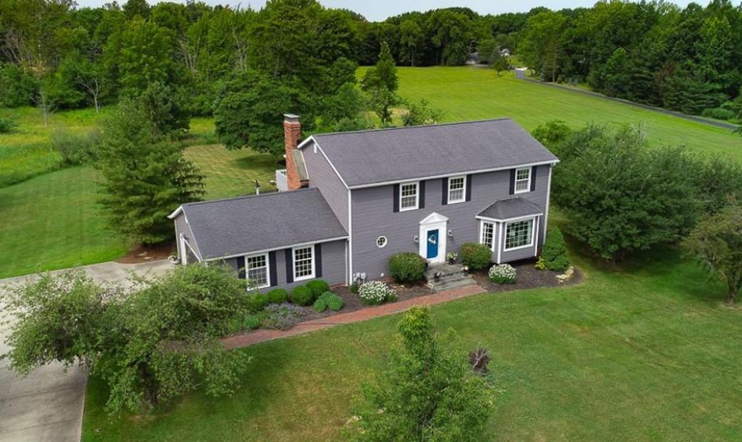 4 Bedrooms Single Family Detached In Kirtland, Ohio, United States For