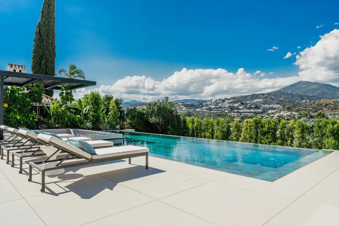 Villa in Puerto Banus, Marbella, Spain 1 - 12323817