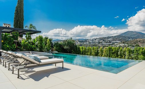 Villa in Puerto Banus, Marbella, Spain 1