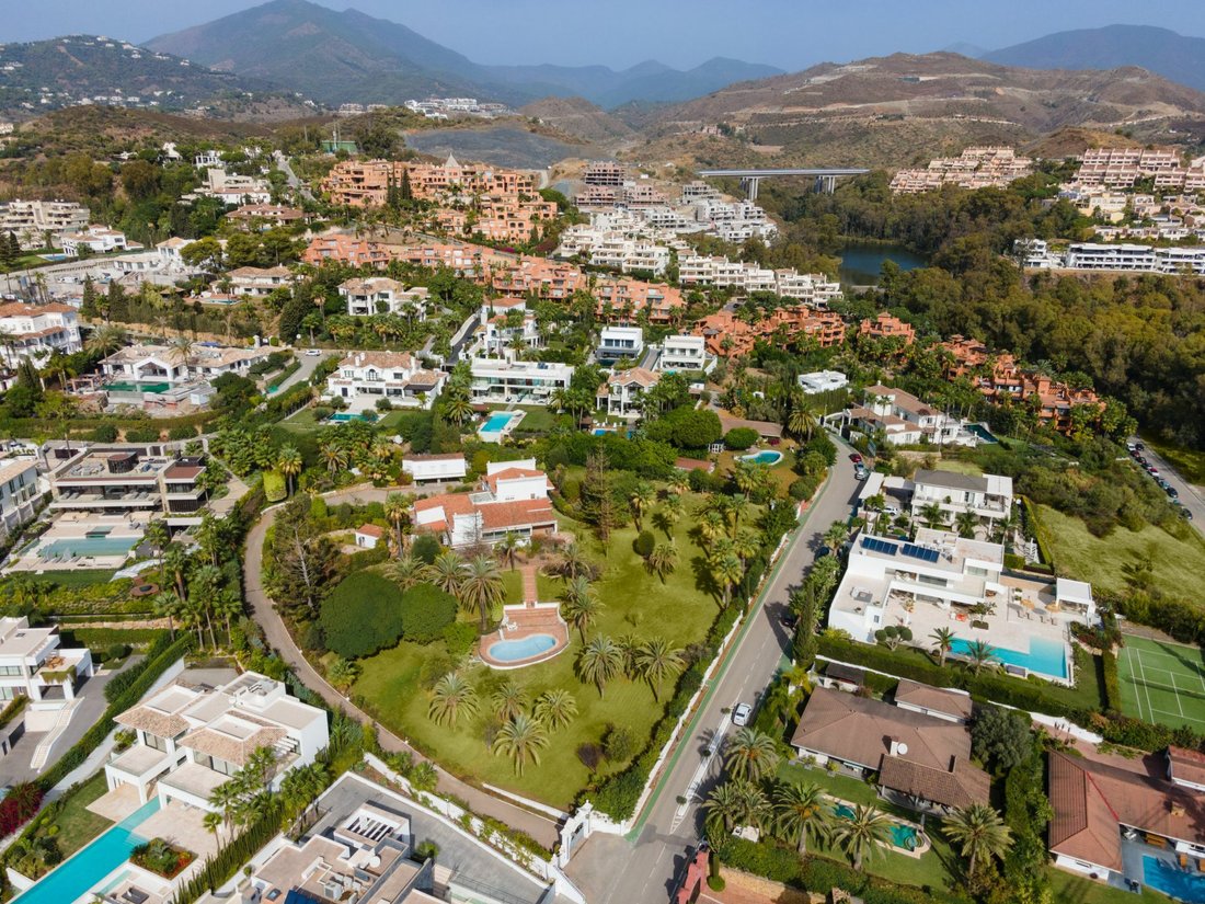 Villa in Puerto Banus, Marbella, Spain 5 - 12323603