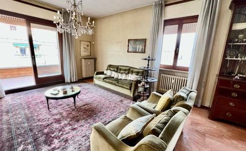 House in Borgo Palazzo District, Bergamo, Italy 1