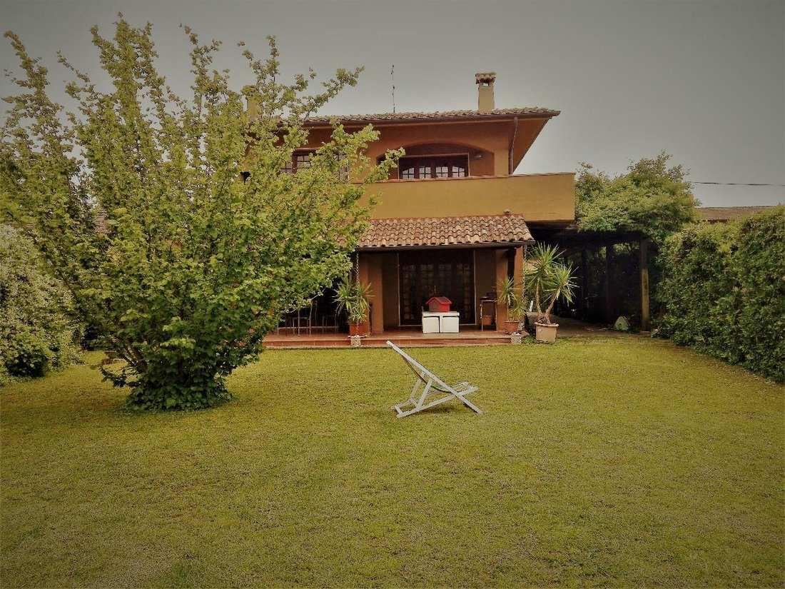 Villa in Center, Forte dei Marmi, Tuscany 2 - 12323392