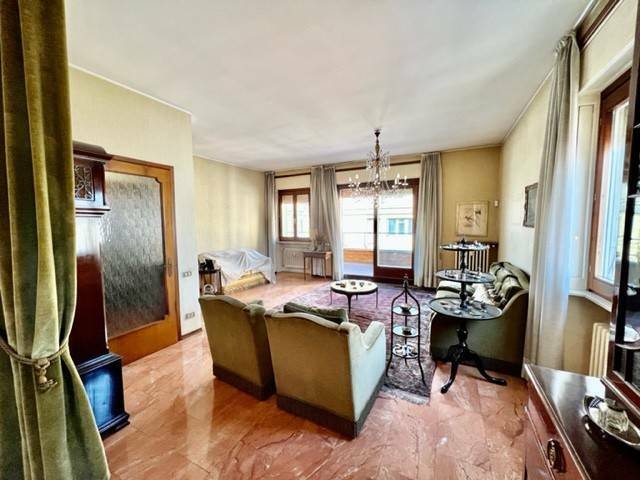 House in Borgo Palazzo District, Bergamo, Italy 5 - 12323226